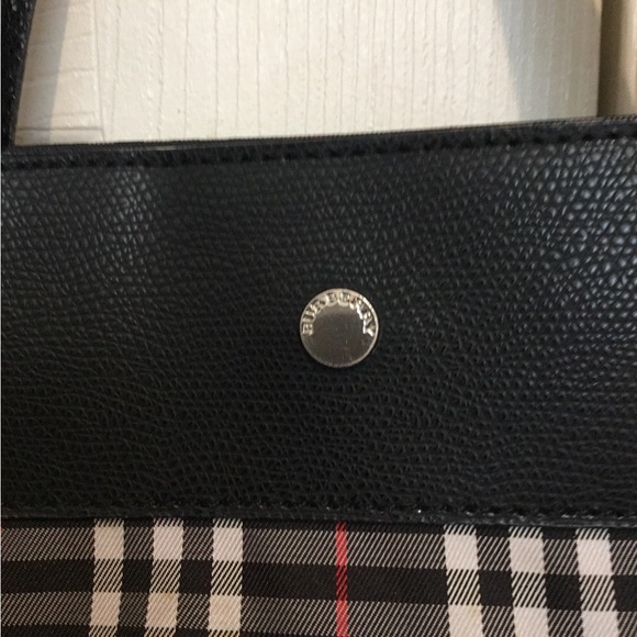 Authentic Burberry London Nova Check Tote Bag - Picture 4 of 16